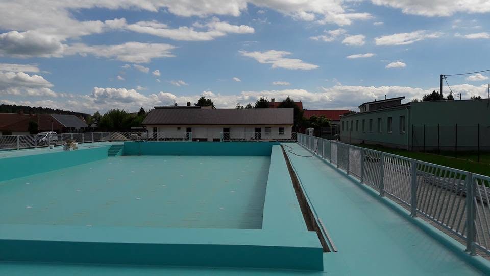 Bazén s bazénovou fóliou